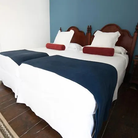 Aguere Hotell *